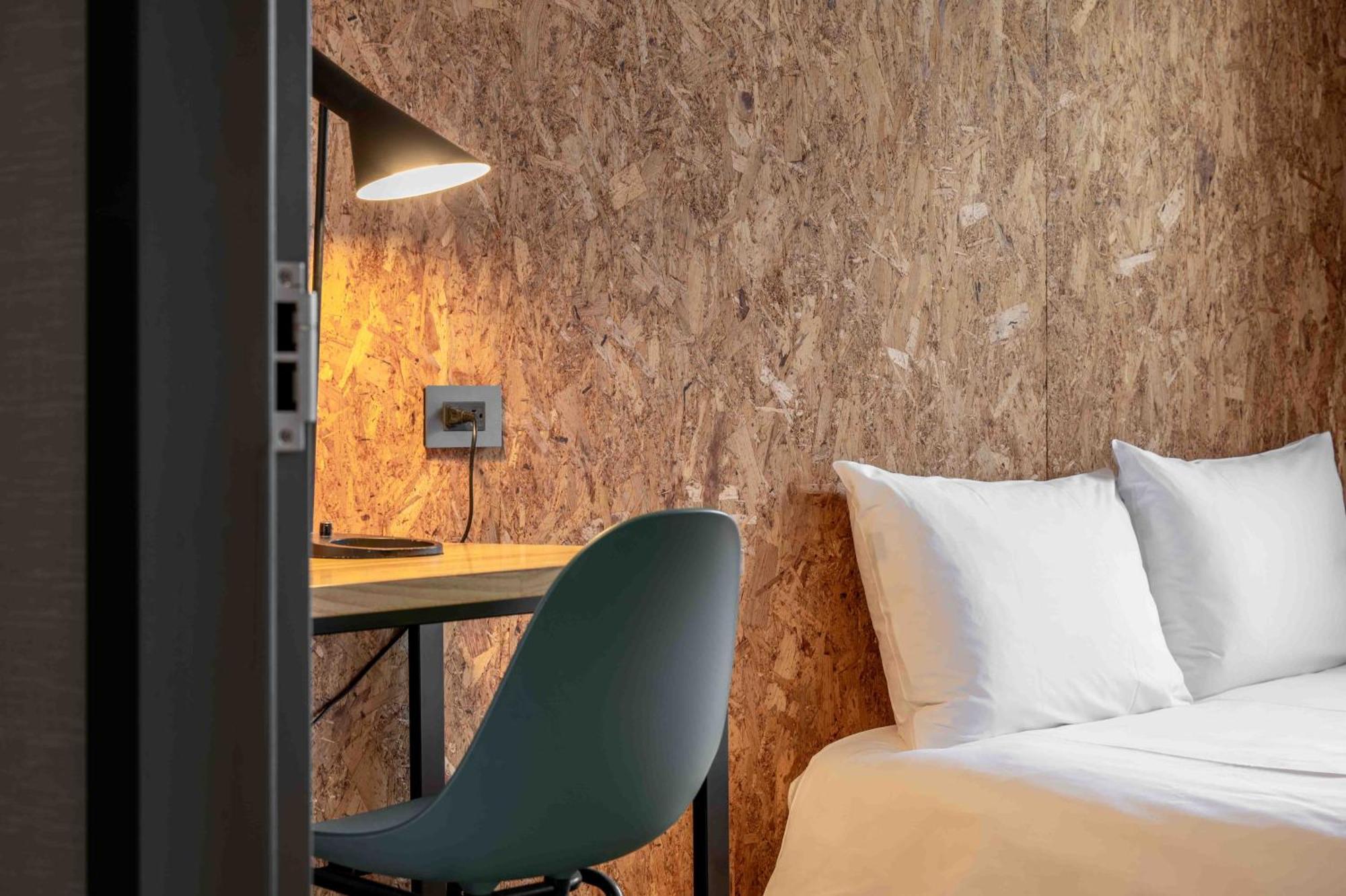Light Hostel Hualien Екстер'єр фото