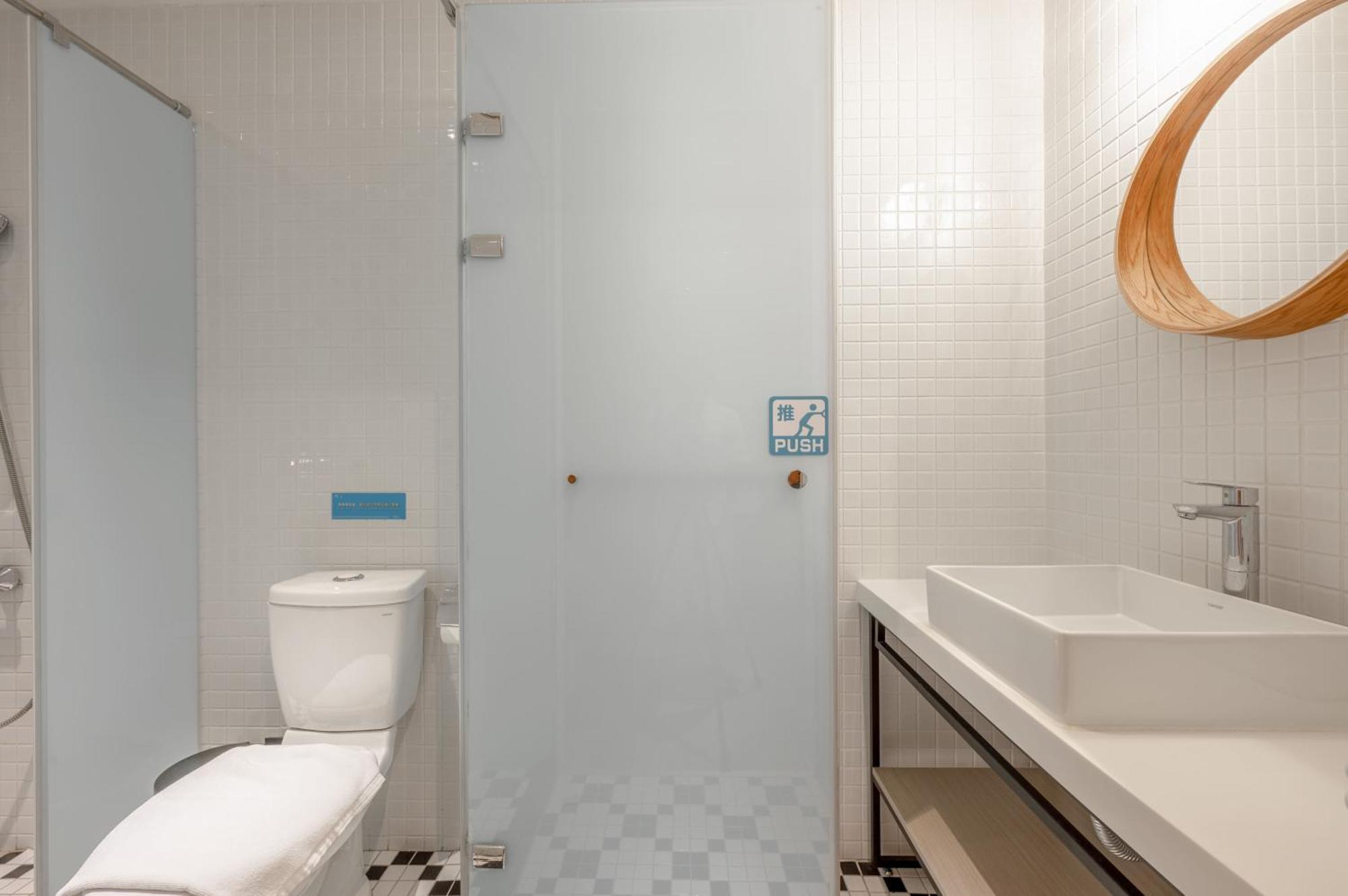 Light Hostel Hualien Екстер'єр фото