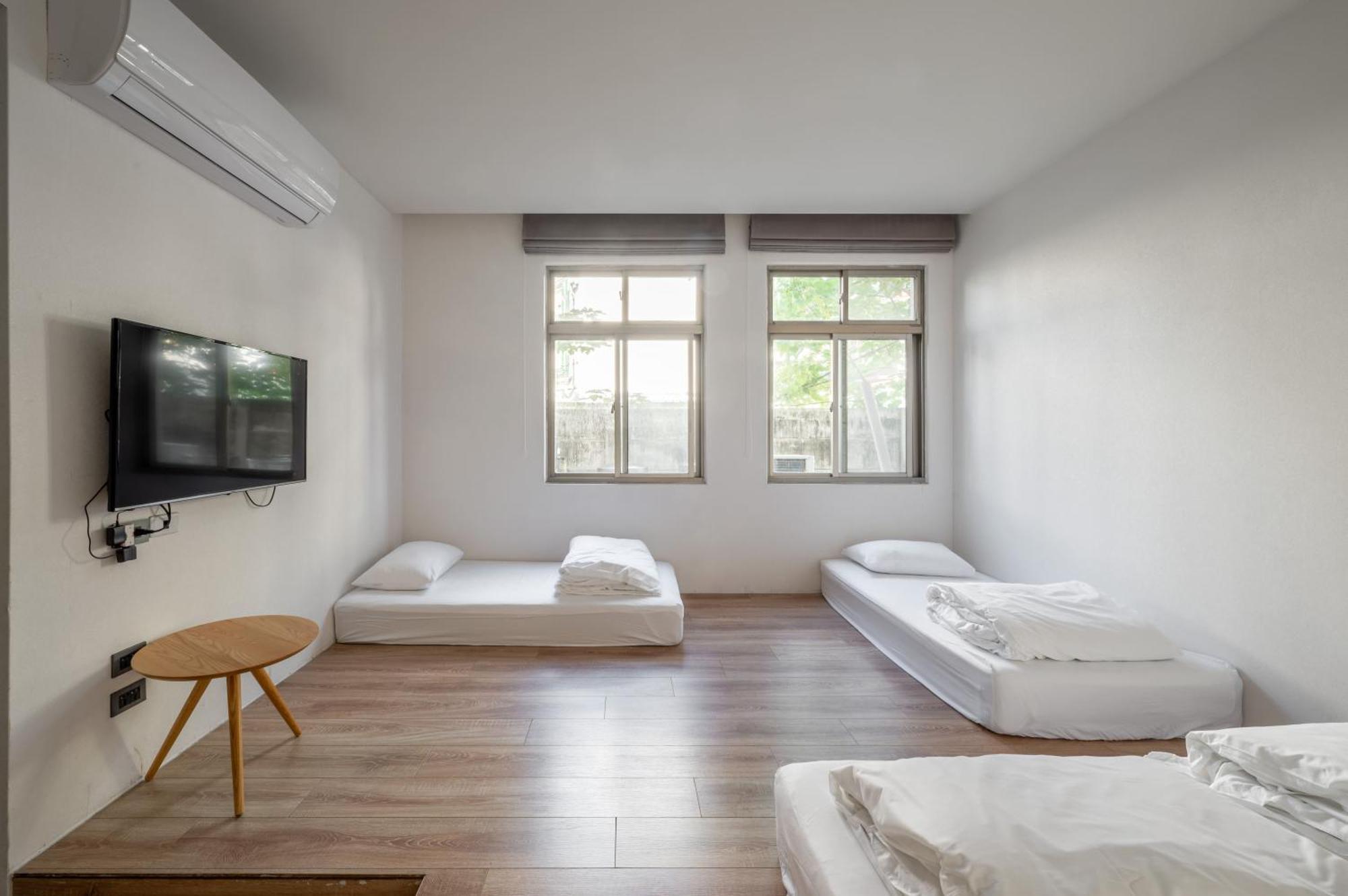 Light Hostel Hualien Екстер'єр фото