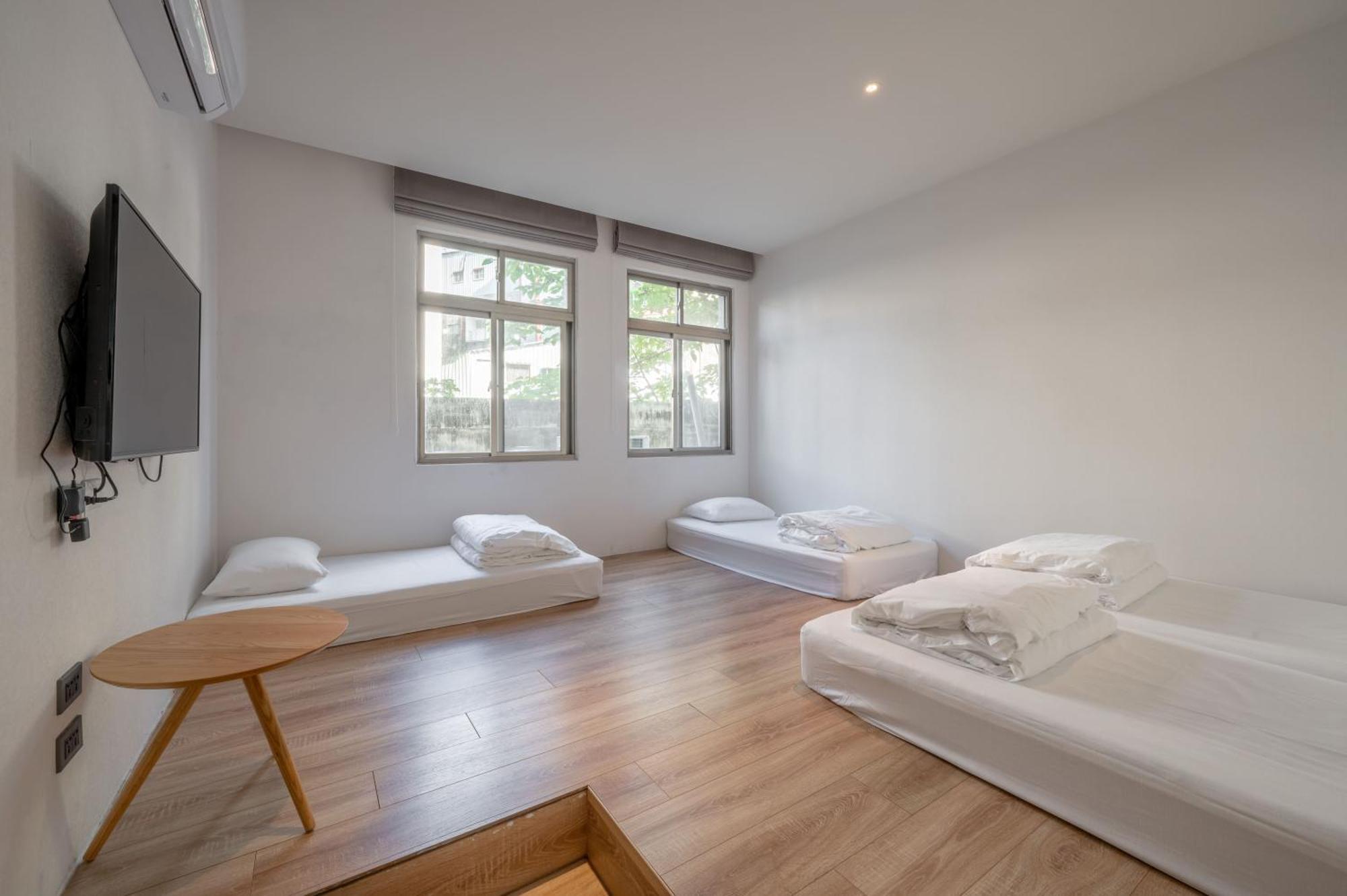 Light Hostel Hualien Екстер'єр фото