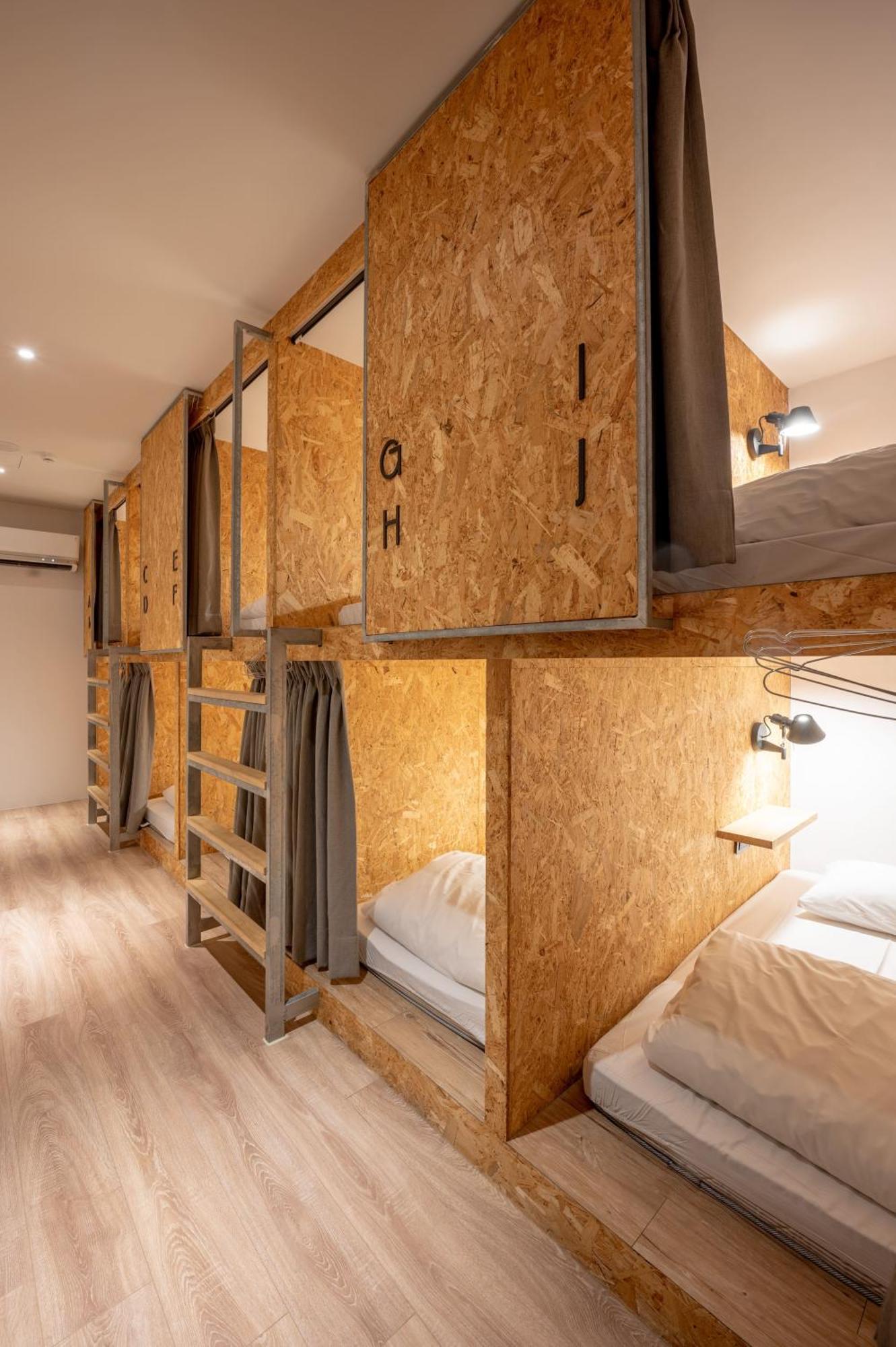 Light Hostel Hualien Екстер'єр фото