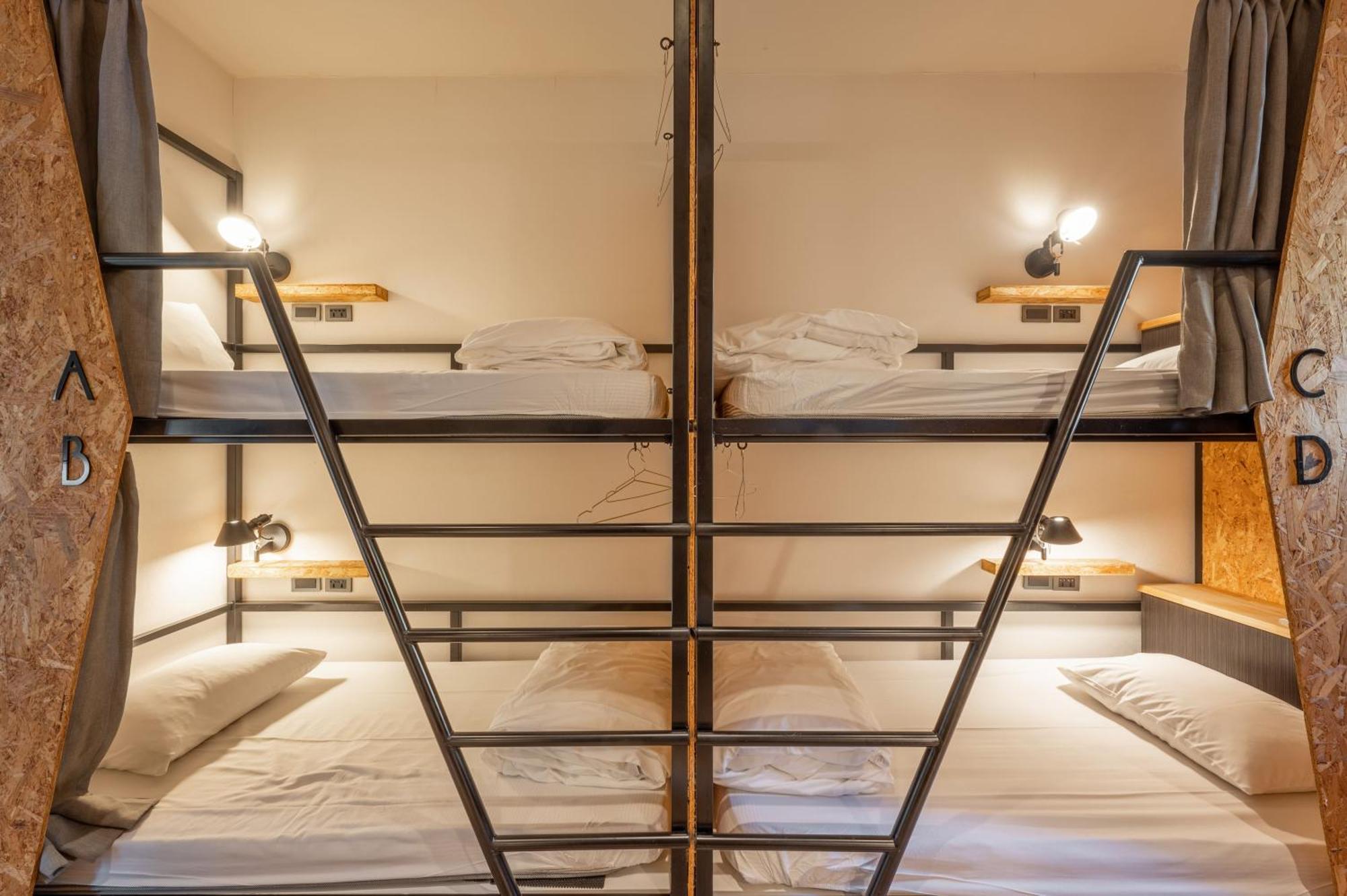 Light Hostel Hualien Екстер'єр фото