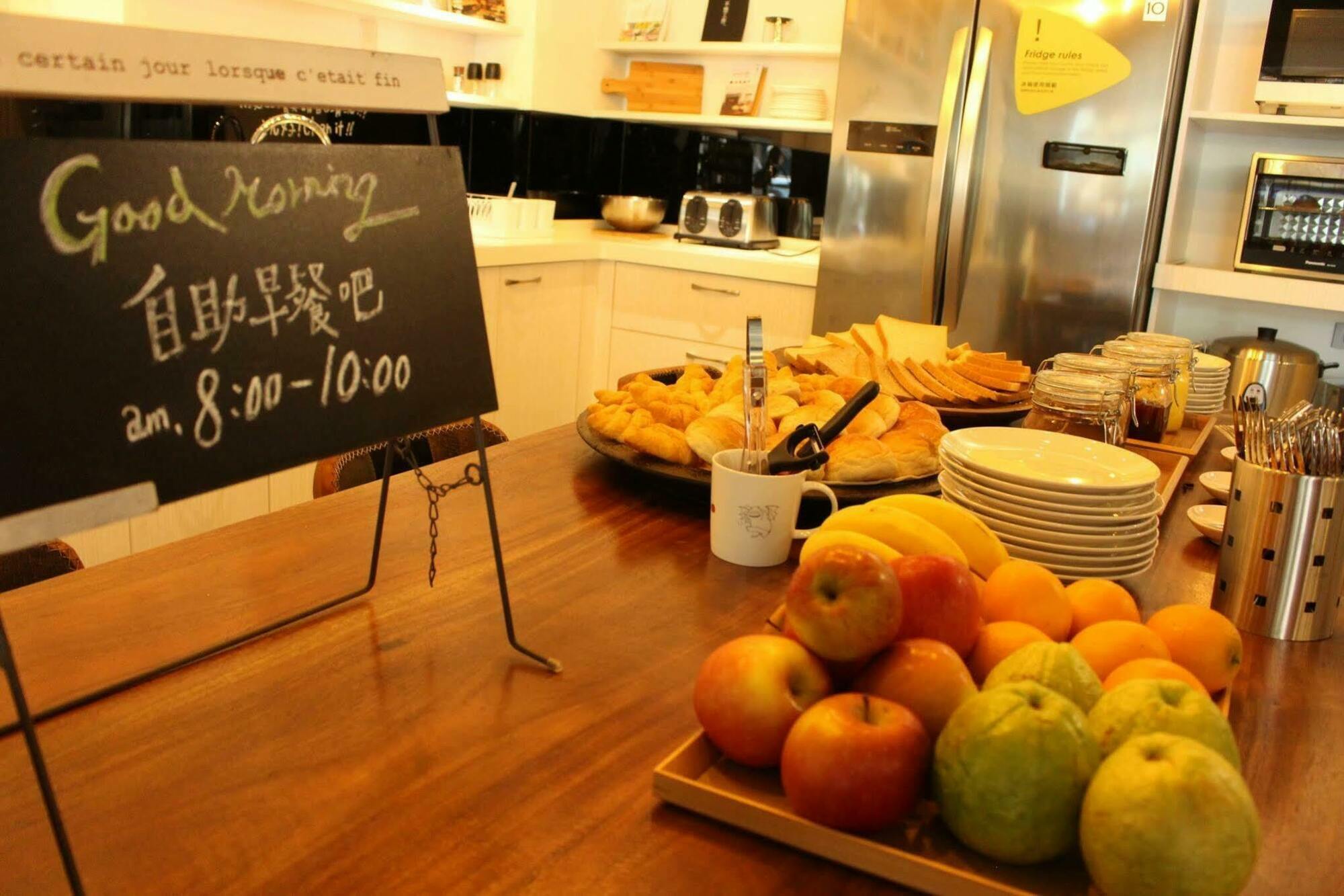 Light Hostel Hualien Екстер'єр фото
