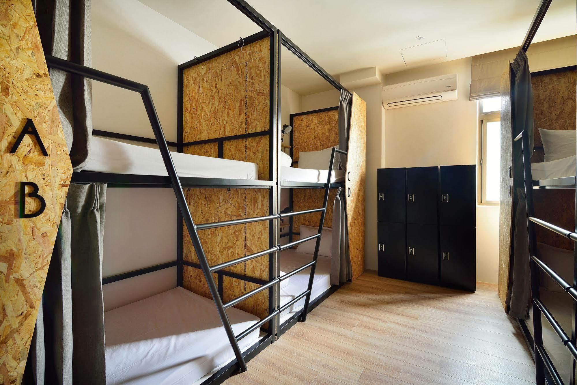 Light Hostel Hualien Екстер'єр фото