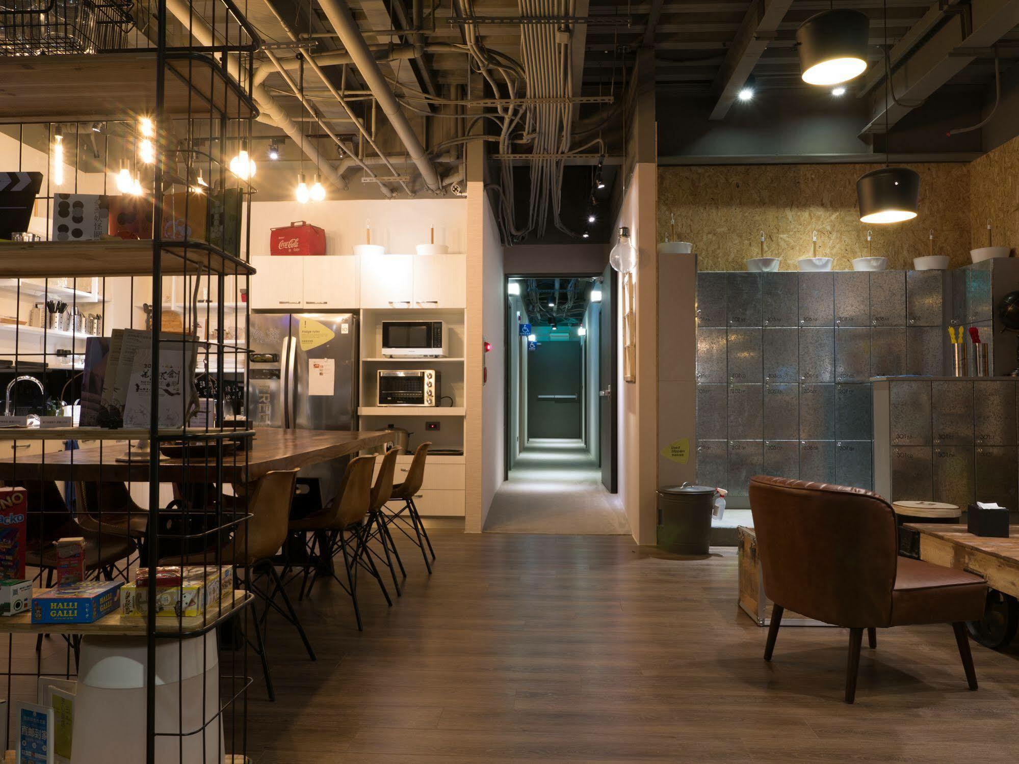 Light Hostel Hualien Екстер'єр фото